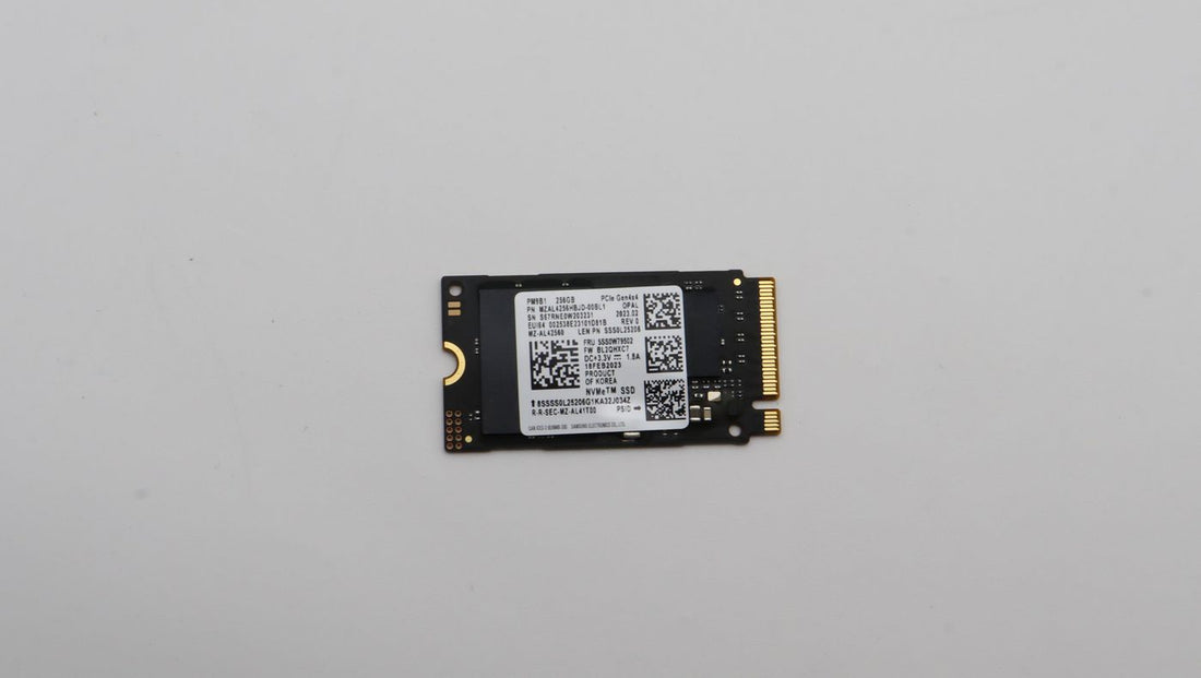 Lenovo 5SS0W79502 - 256GB M.2 2242 Gen4 PCIE NVME SSD - Refurbished